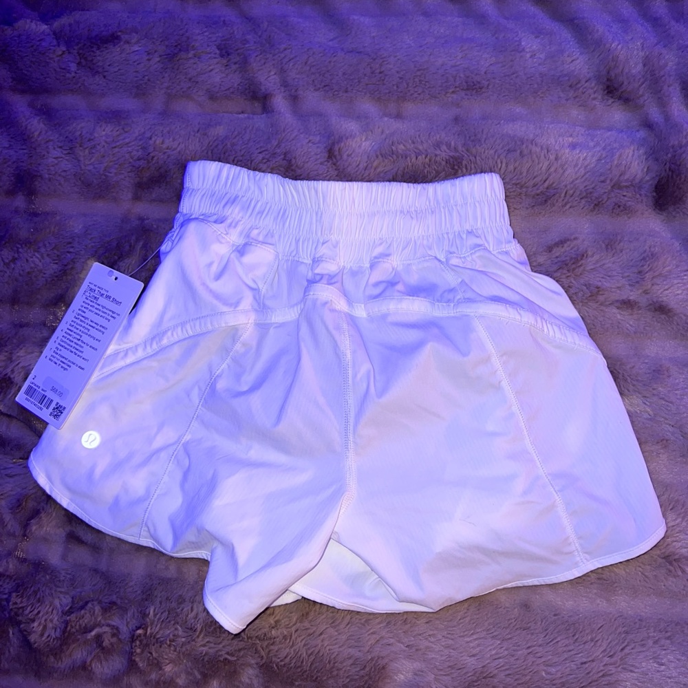 lululemon- Track That MR Short 5” *Lined